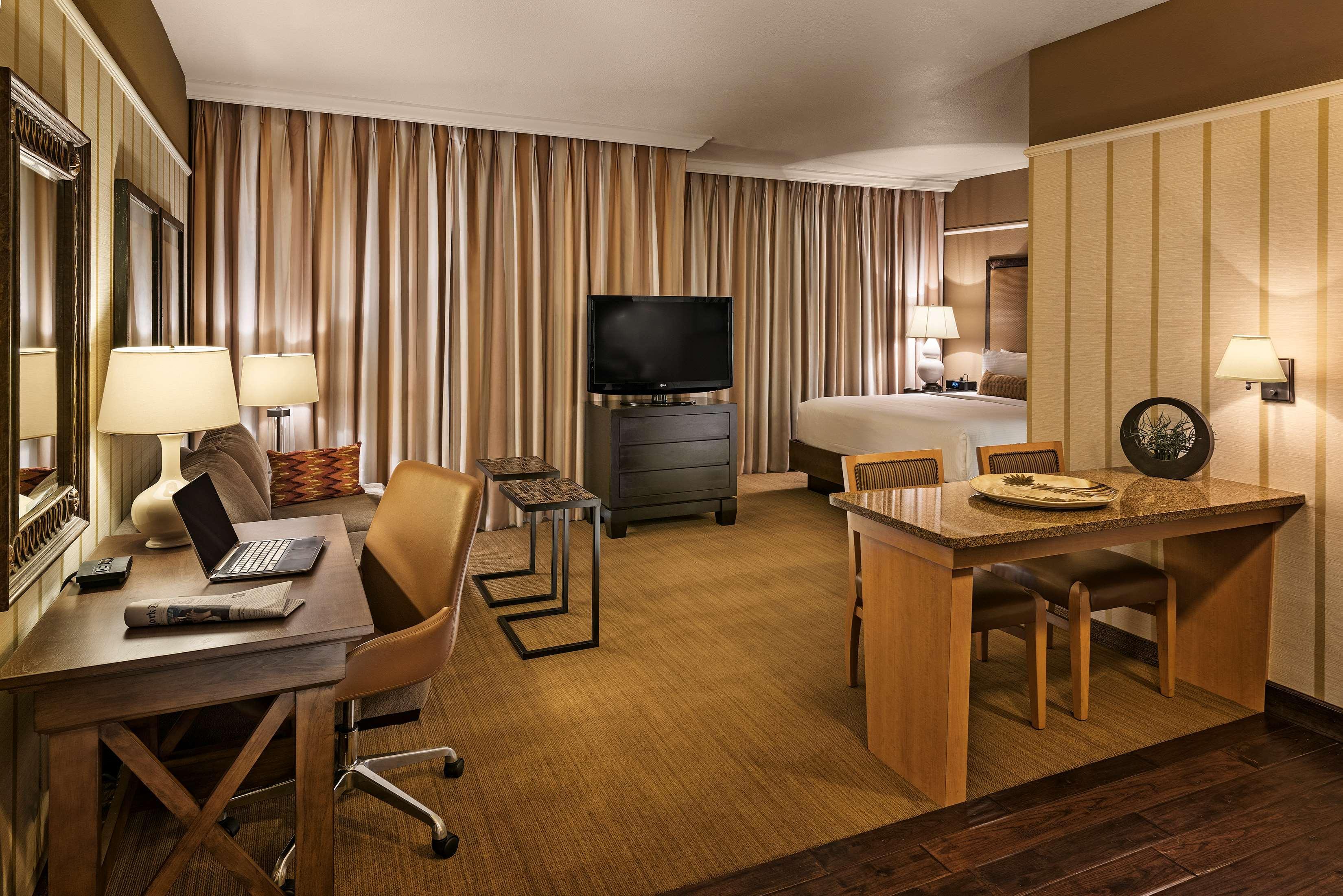 Sonesta Suites Scottsdale Gainey Ranch Exterior photo