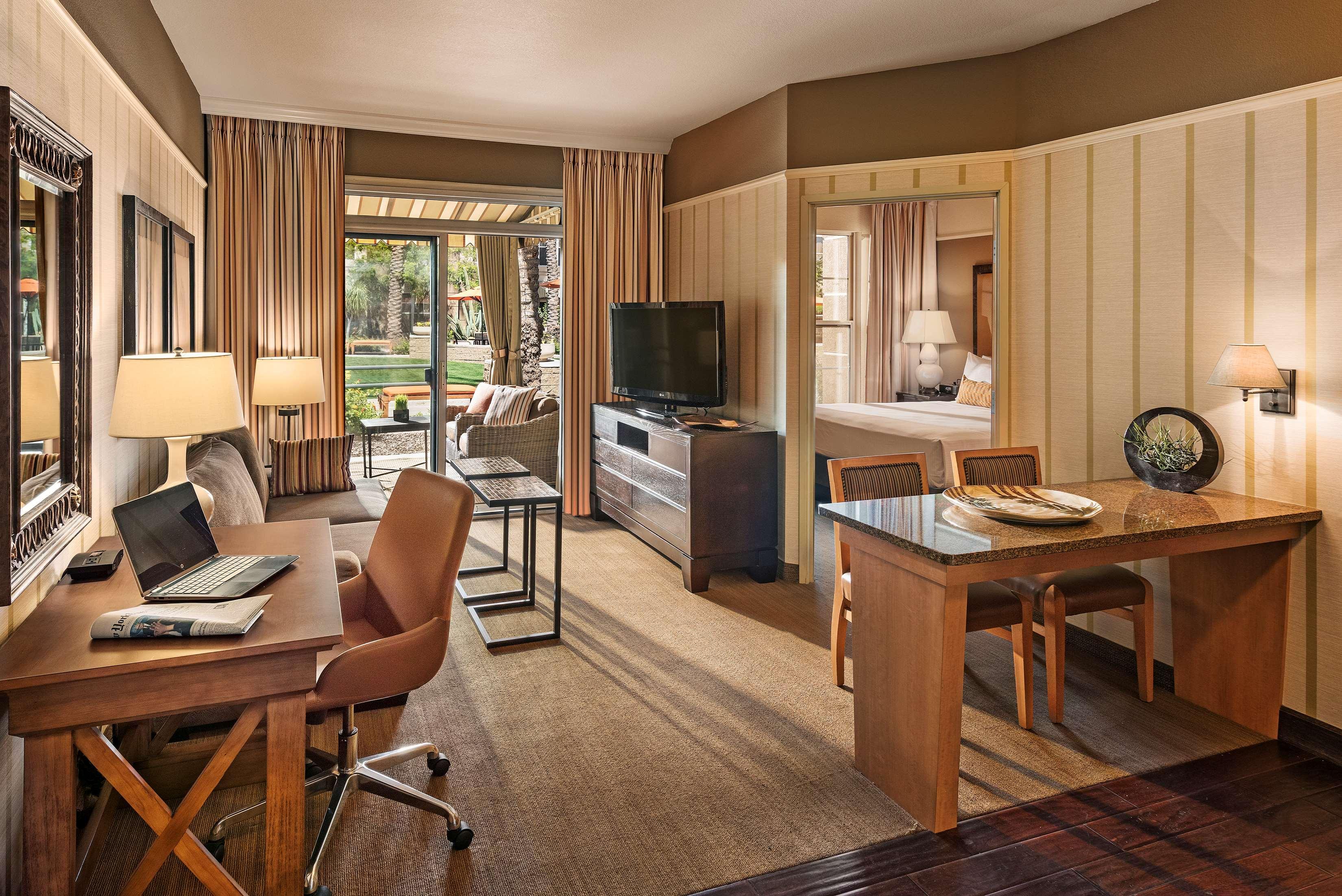 Sonesta Suites Scottsdale Gainey Ranch Exterior photo